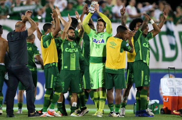أخبار الرياضة| كارثة جوية أنهت حلم نادي برازيلي !