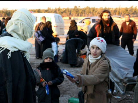 تركيا| بناء مخيم لـ 80 ألف نازح داخل الأراضي السورية