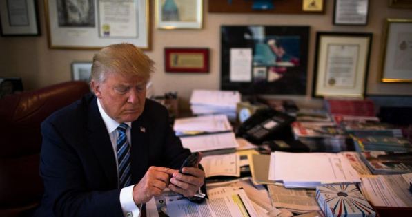 #ترامب| مُجبر على ترك هاتفه القديم !