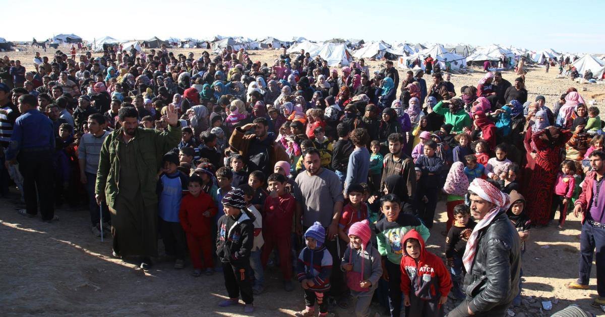 14 ألف مهجّر من عرسال إلى إدلب