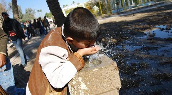 مخاطر تهدّد حياة 15 طفلاً في بلدة جوزف بريف إدلب نتيجة تسرّب مياه الصّرف الصّحي إلى مياه الشّرب