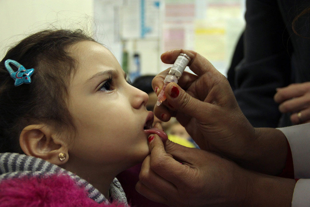 حملة لقاح شلل الأطفال العضلي تبدأ في إدلب نهاية أيلول الجاري