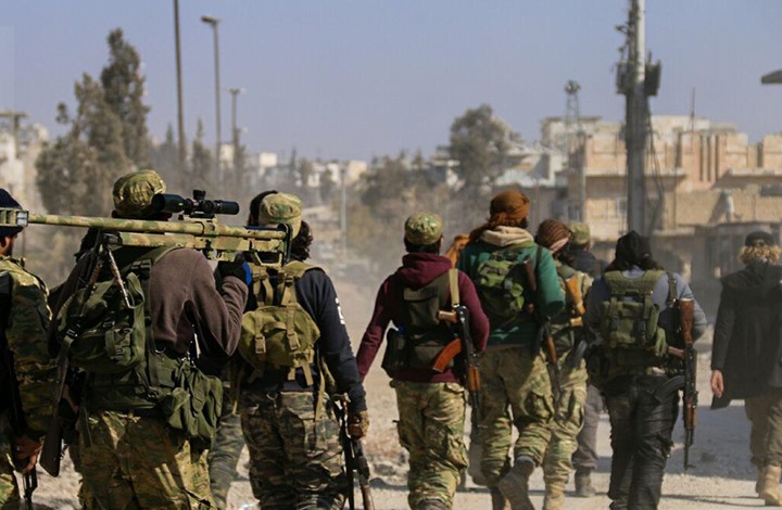 جيشُ الأحرار يعلن انشقاقَه عن هيئة تحرير الشام ... والأخيرة تعتقل حجاجًا في معبر باب الهوى