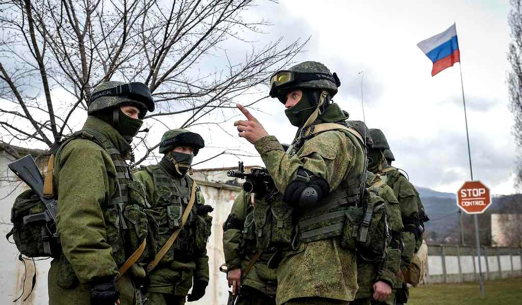 هيئة الأركان الروسية تعلن إصابة ثلاثة من جنودها في ريف إدلب