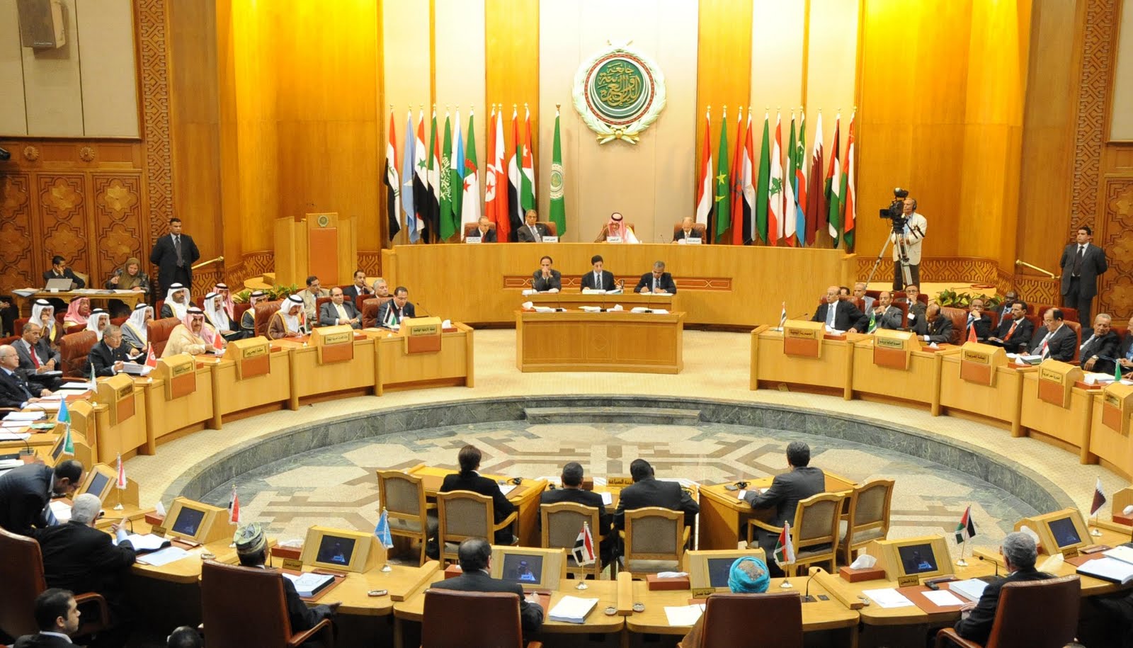 الجزائر تدعو لتفعيل عضوية النظام في الجامعة العربية.. والأردن يسعى لإعادة فتح معبر نصيب