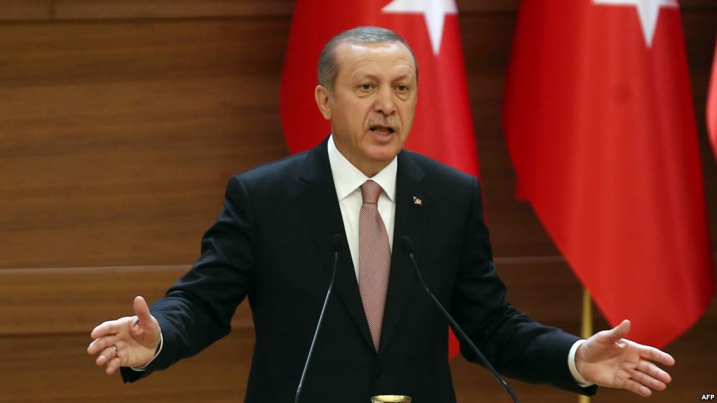 أردوغان يدعو روسيا وأمريكا لسحب قواتهما من سوريا، وواشنطن: سنبقى حتى توصل لحل سياسي