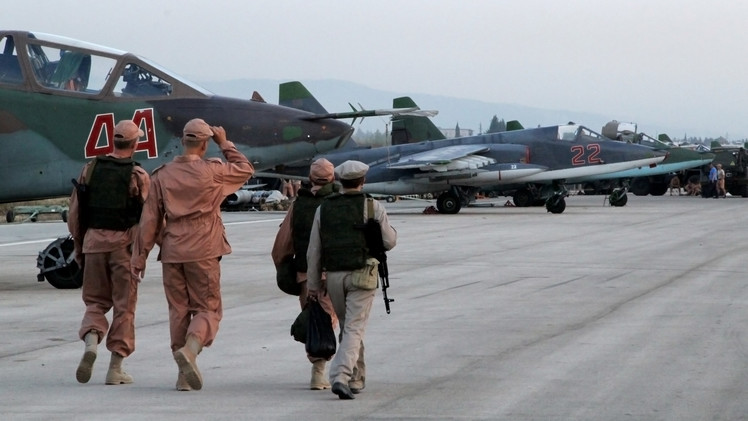 موسكو تنفي تدمُّر سبع طائرات روسية في حميميم