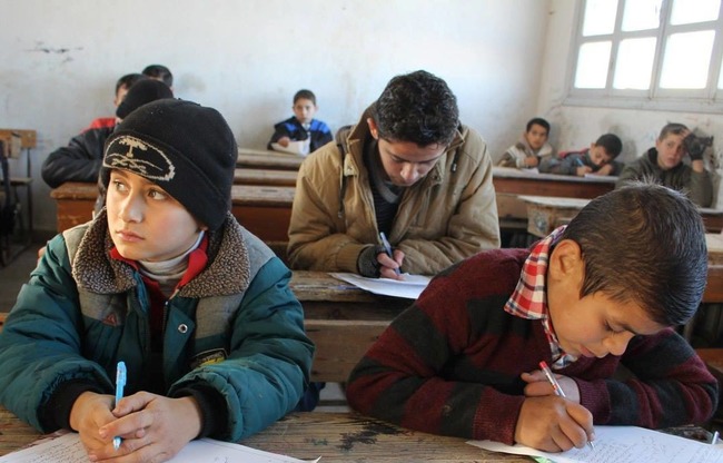 مديرية التربية تمدد العطل المدرسية لمناطق بريف إدلب تخوفاً من القصف
