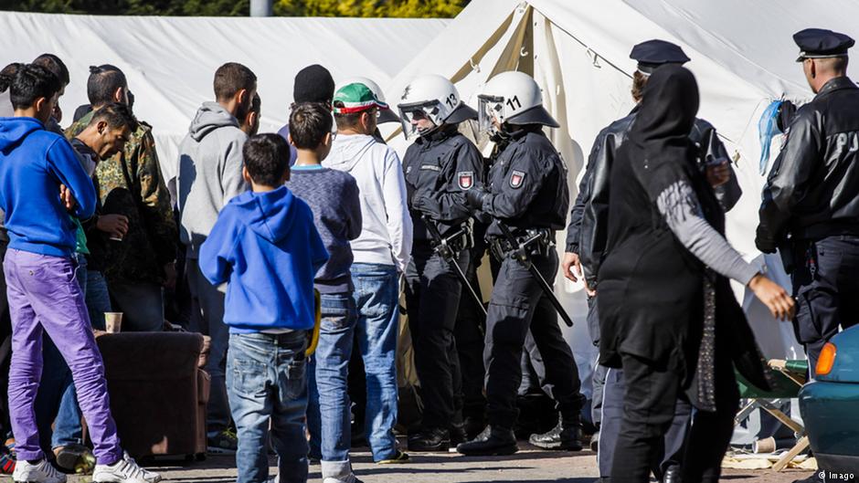 الأمم المتحدة تحذر من تفشي العنف الجنسي في مراكز إيواء اللاجئين باليونان.