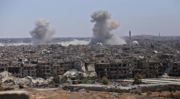 الّنظام يواصل غاراته المكثّفة على الأحياء الجنوبيّة للعاصمة دمشق، وأنباء عن وصول تعزيزات عسكريّة كبيرة إلى المنطقة