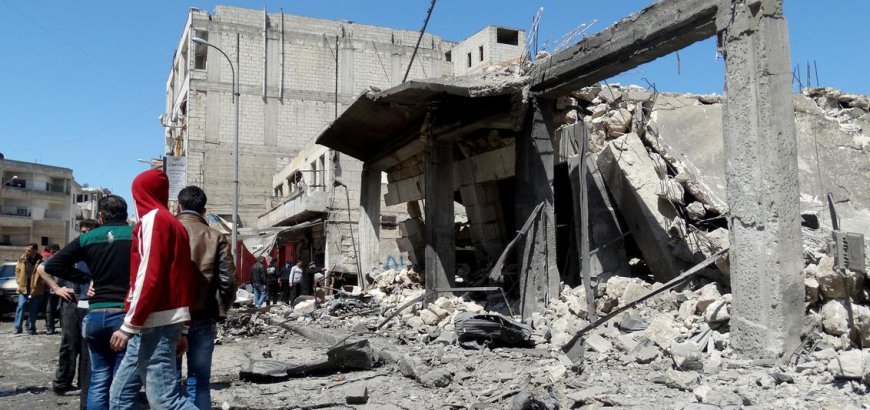 قصف مستمر على محافظة إدلب.. والأمم المتحدة تعلق العمل في مشافٍ عدّة احتجاجاً على القتال الدّائر